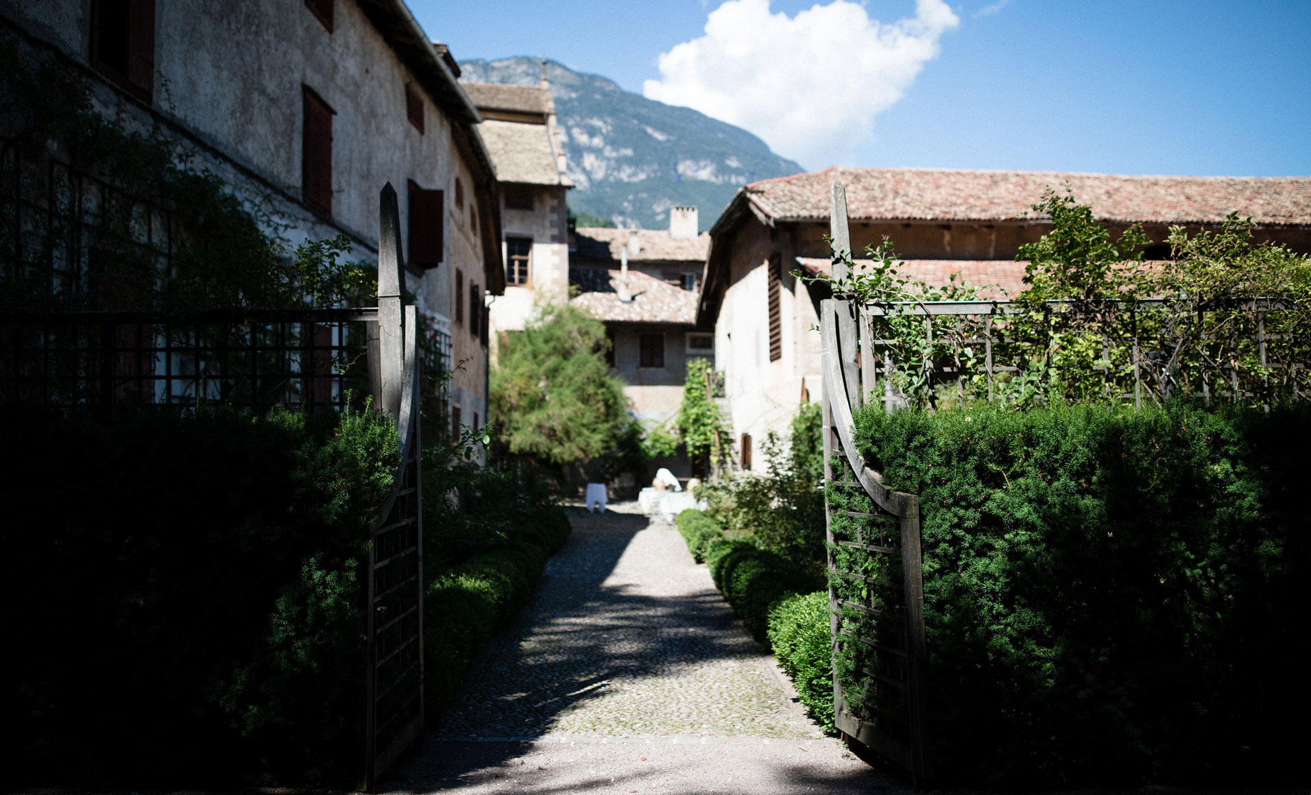 Hochzeit- und Eventlocation Ansitz Casòn Hirschrpunn by Alois Lageder