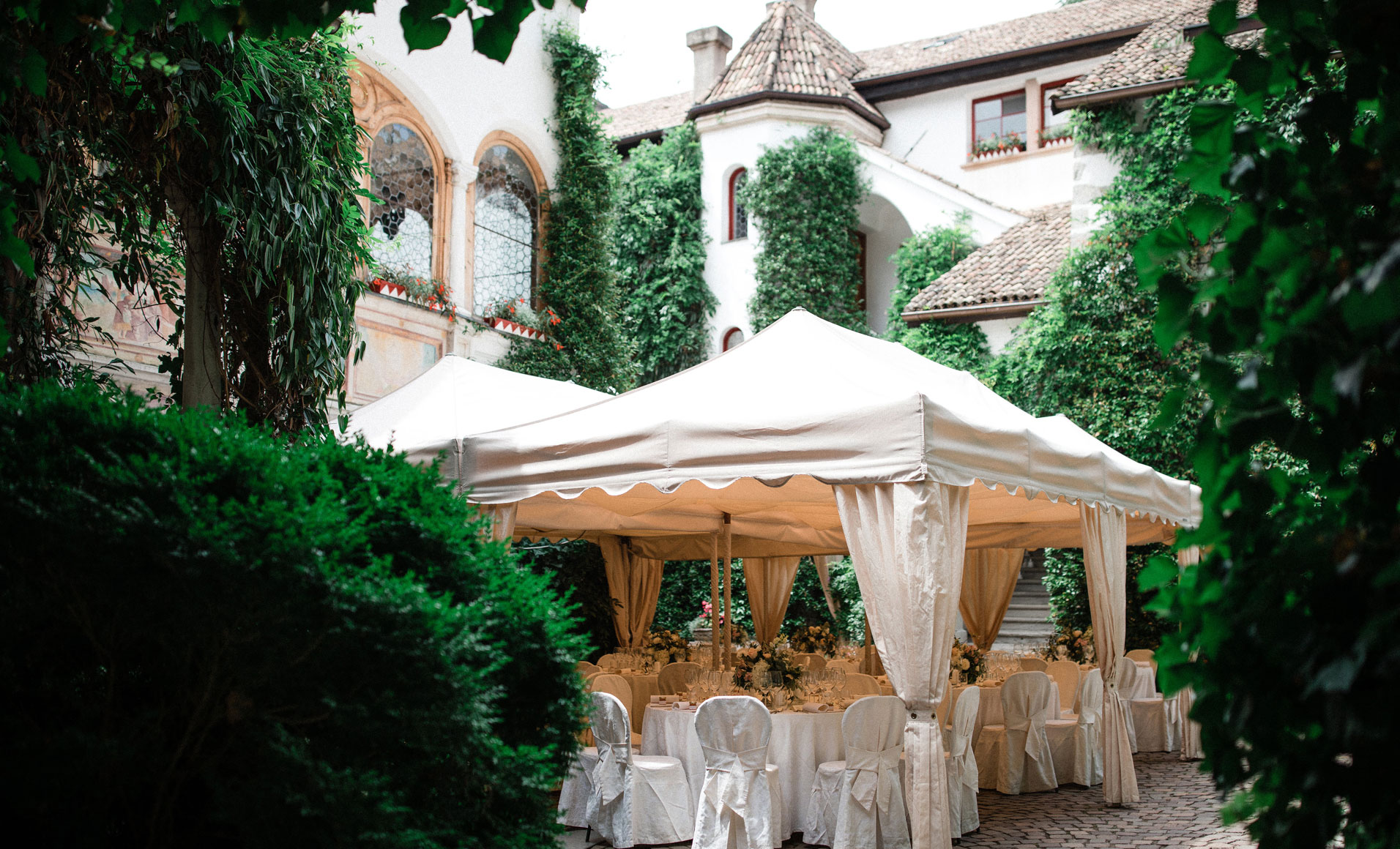 Tavoli matrimoniale a Castel Rubein_foto Maria Martus