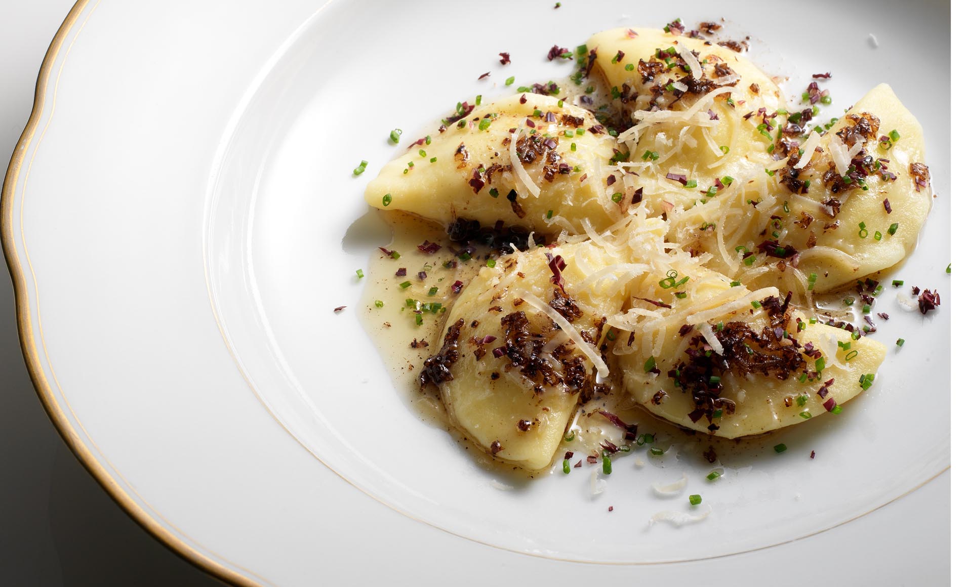 Kartoffelteigtaschen mit Goldendelicious und Balsamessigbutter